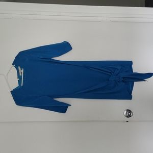 Reiss 3/4 sleeve knot detail dress. Size 4.